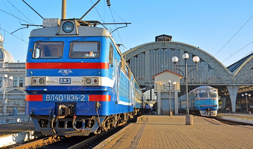 DB Agrees Strategic Collaboration with Ukrainian Railways
